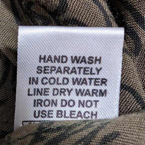 Rhea Womens Size L/XL Olive Green Hindu Ganesh Tie Front Flare Cuff Crop Top - Picture 11 of 11